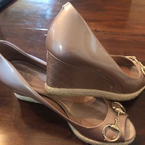 Gucci Guccissma peep toe wedges
